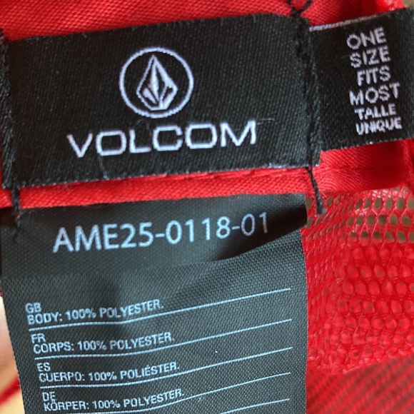 Volcom red hat - Picture 4 of 4